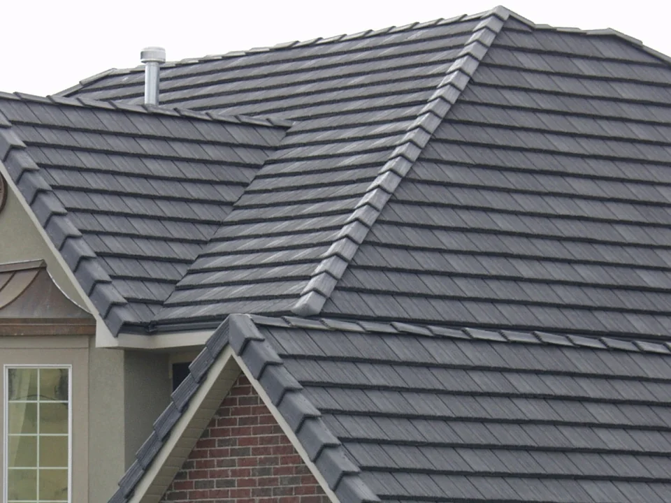 Bartile Legendary Split Timber roof in #695 Black Hills Clay