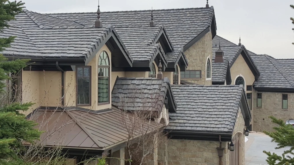 New England Slate, Bartile #613/#415, Swirl Brush texture, Ruffcut edge, Cottage layout (photo 1)