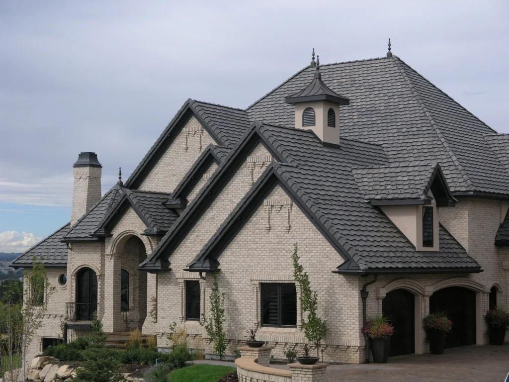 New England Slate, Bartile #613 Taupe, Ruffcut edge, Cottage layout (photo 1)