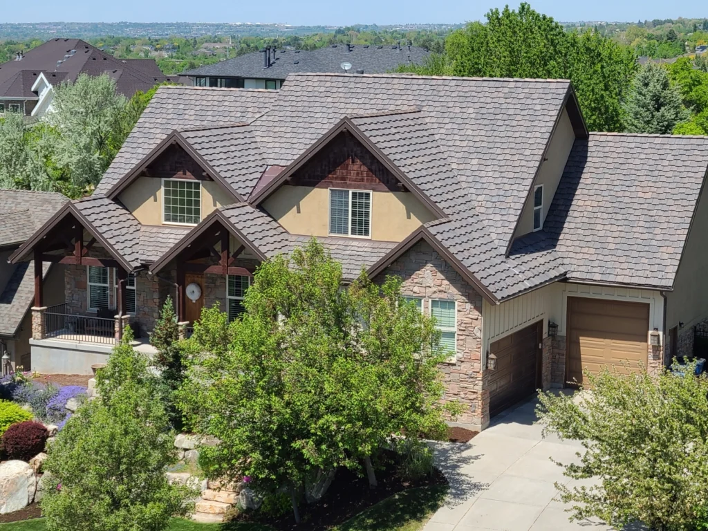 Split Timber, Bartile #648/#489, Ruffcut edge, Cottage layout (photo 1)
